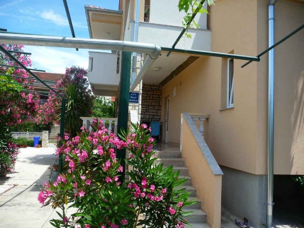 Apartments Golic Biograd Na Moru Exteriör bild